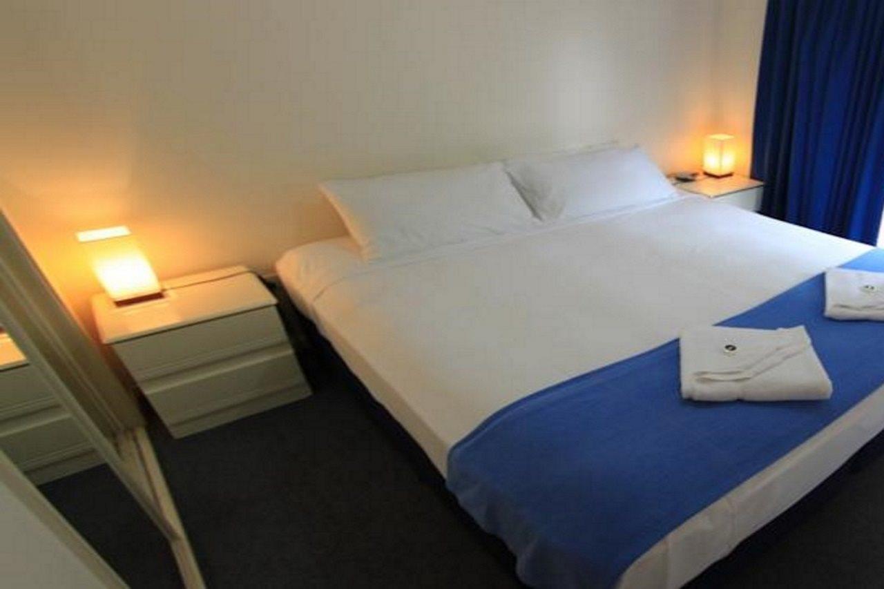 พาราไดซ์ไอส์เลสอพาร์ตเมนท์ Aparthotel โกลด์โคสต์ ภายนอก รูปภาพ