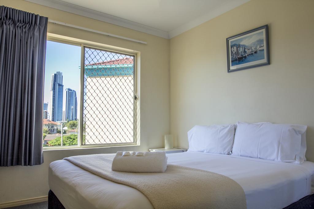 พาราไดซ์ไอส์เลสอพาร์ตเมนท์ Aparthotel โกลด์โคสต์ ภายนอก รูปภาพ