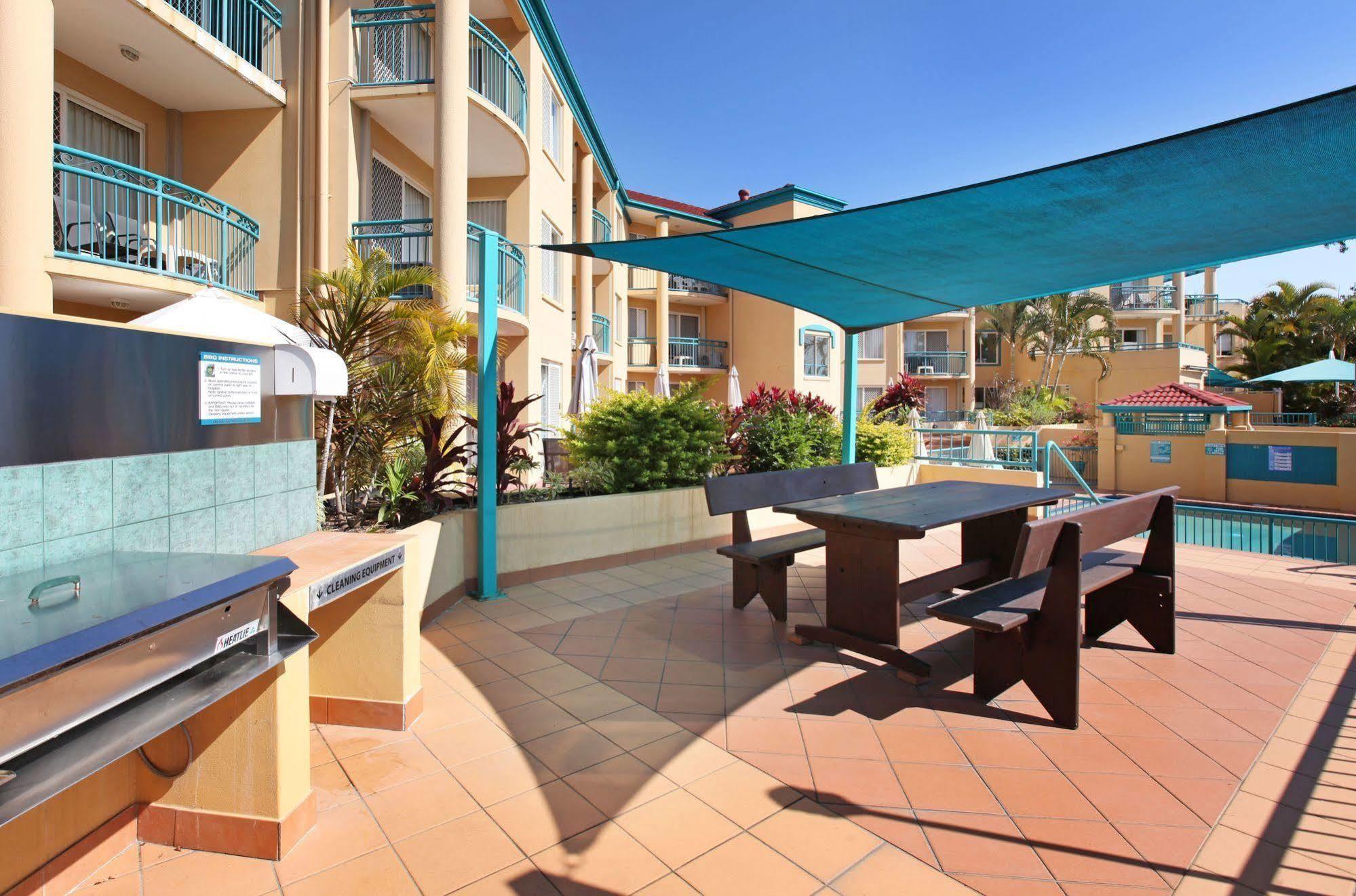 พาราไดซ์ไอส์เลสอพาร์ตเมนท์ Aparthotel โกลด์โคสต์ ภายนอก รูปภาพ